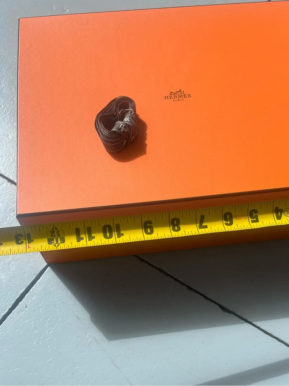 Classic Orange HERMES Box (Brown HERMES logo Ribbon included)